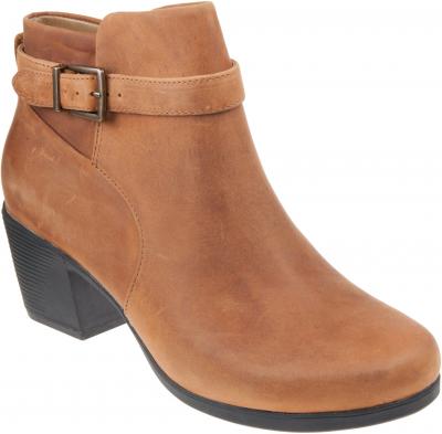 CLARKS Un Lindel Lo Dark Tan Oily